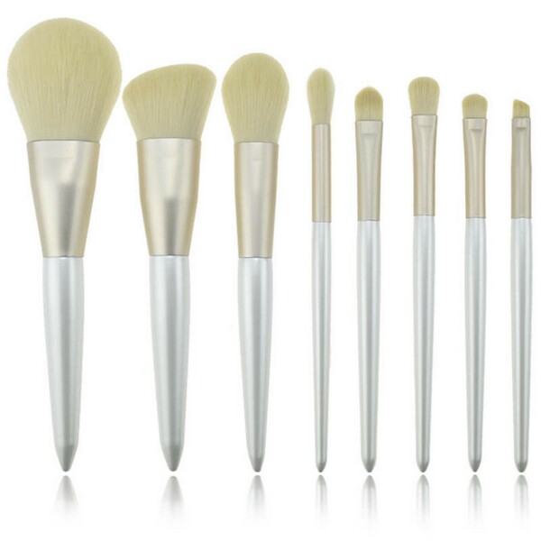 beauty brushes 